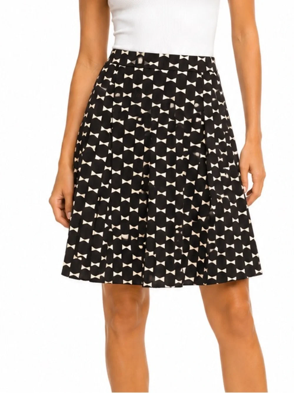 Kate Spade Silk Blend Size 8 Black and White Bow Printed A-Line Skirt